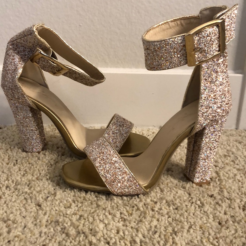 Sequins heel